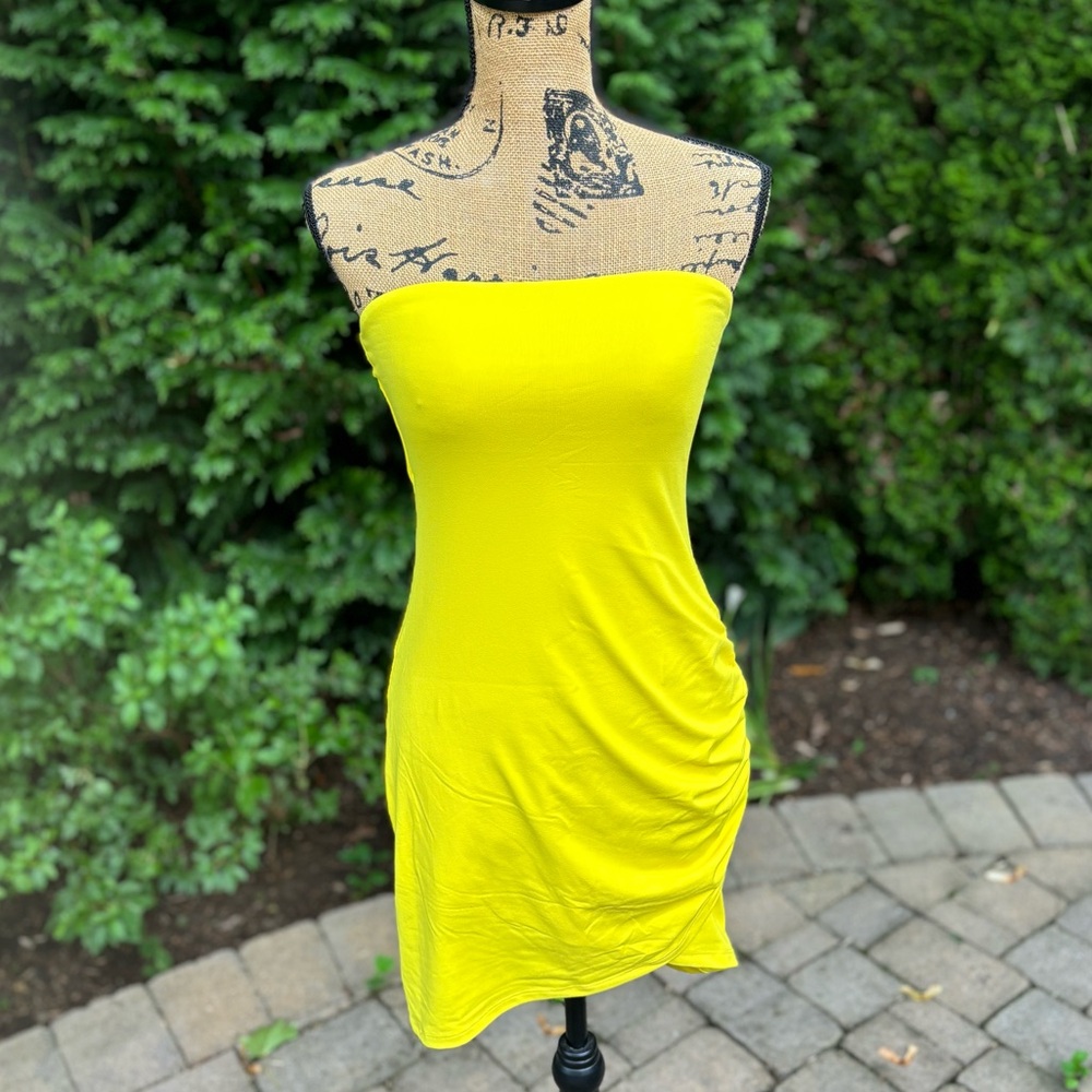 NWOT Susana Monaco Strapless Mini Dress / Small / Yellow